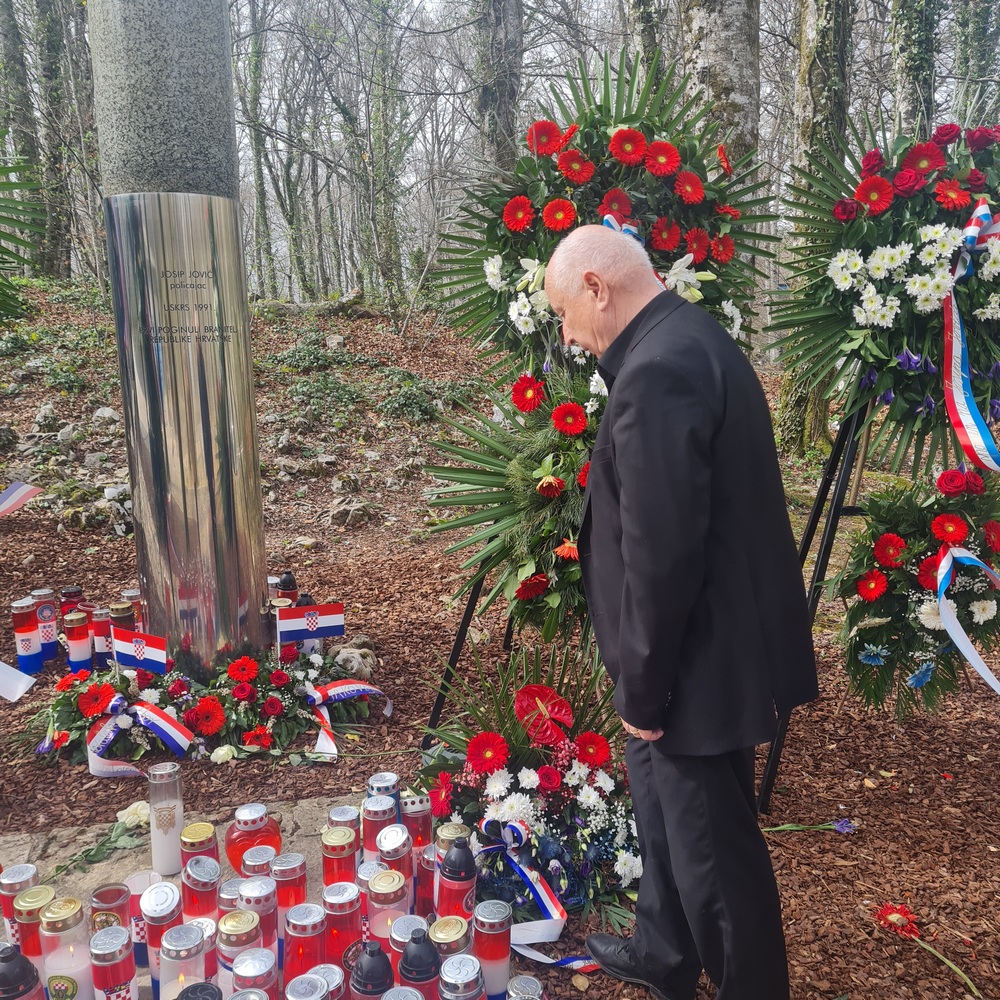 Delegacija Udruge sudjelovala u obilježavanju 33. obljetnica akcije Plitvice 